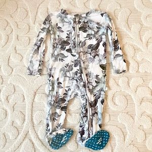 Posh Peanut Jules ruffled footie 6-9 months